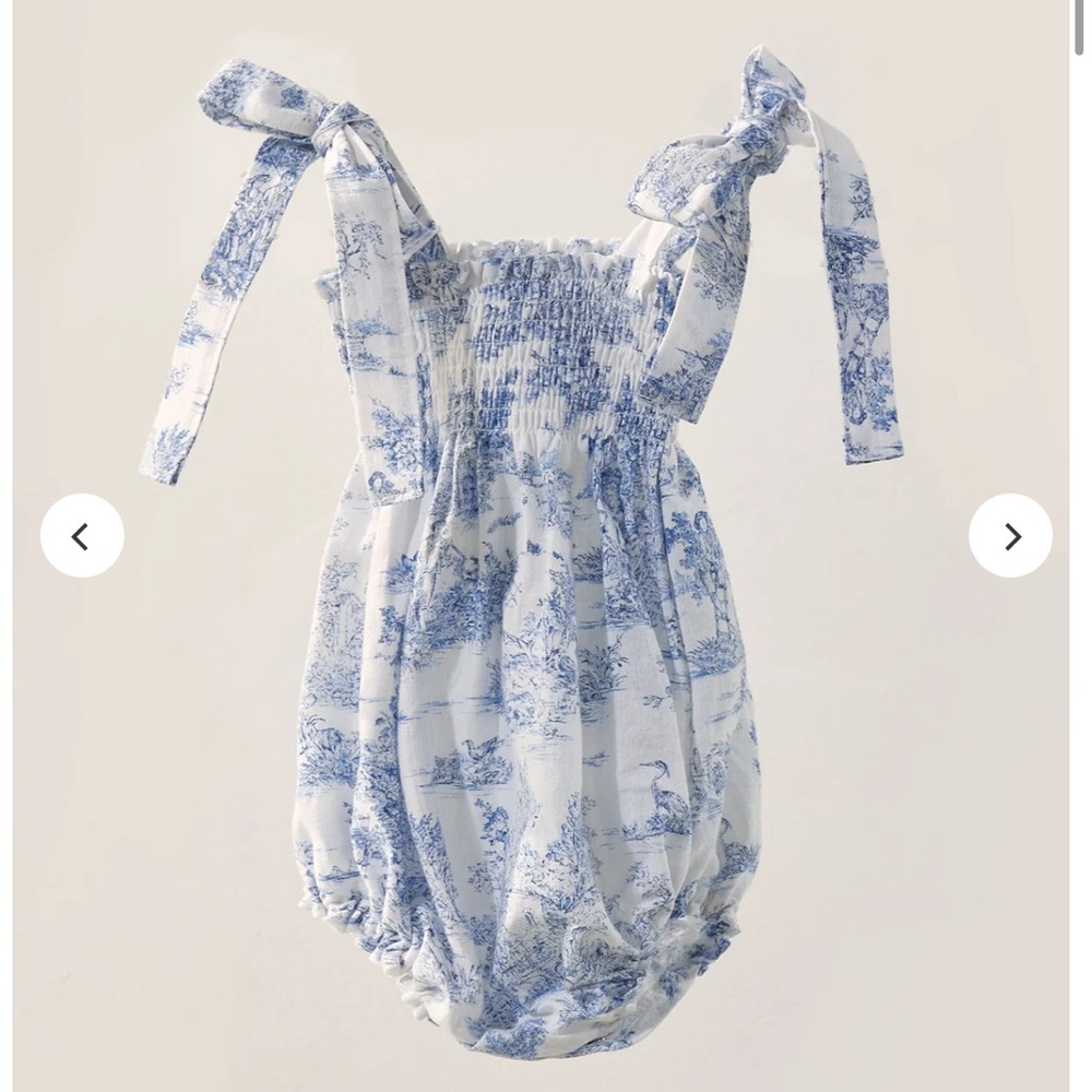 Nothing fits but yunji onesie